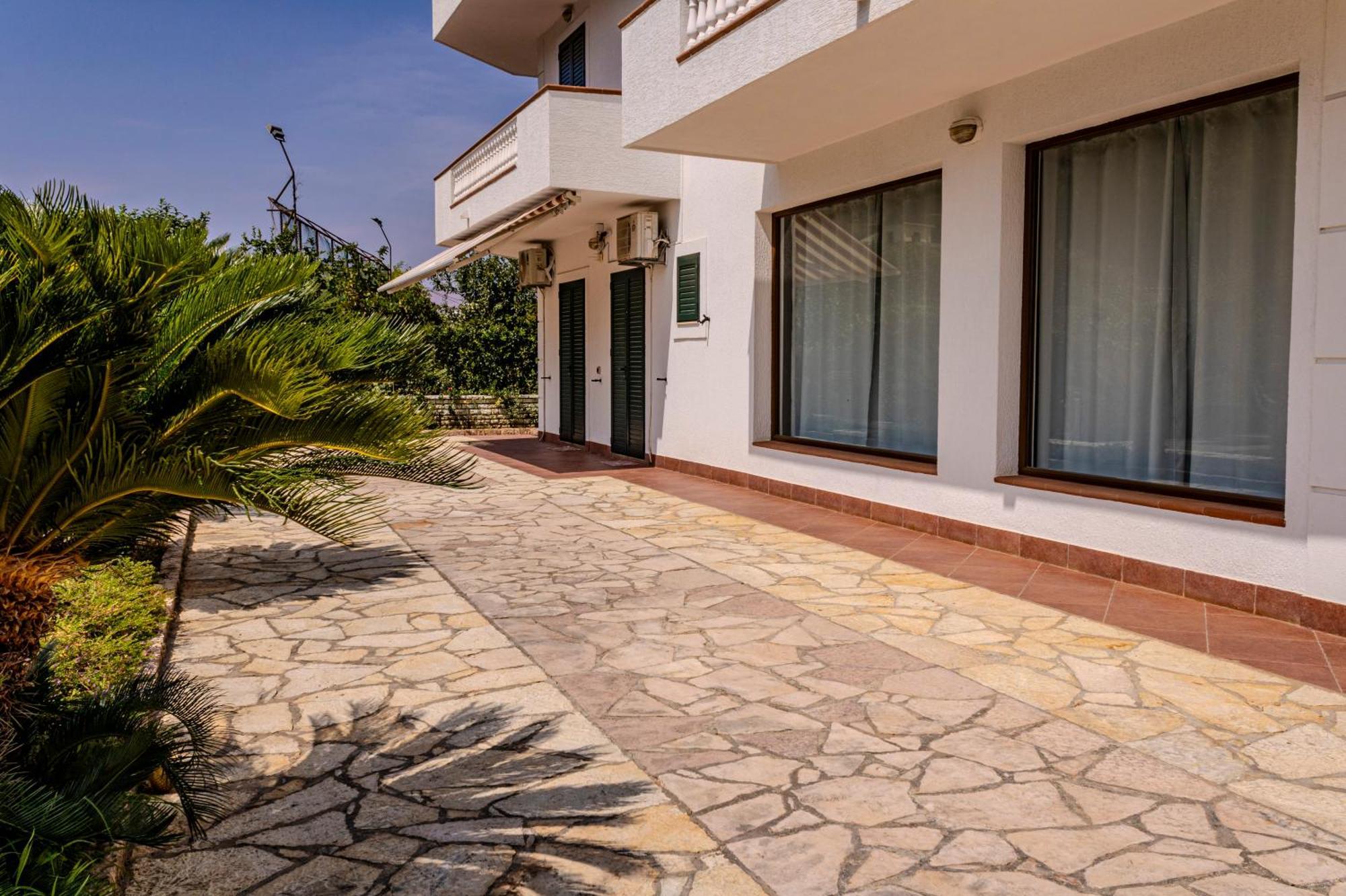 Villa La Quiete - Adults Only Cuke Exterior foto